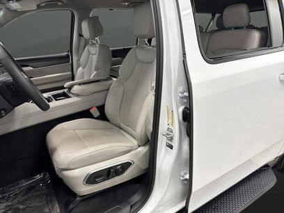 Used 2024 Jeep Wagoneer L Series II w/ Convenience Group I