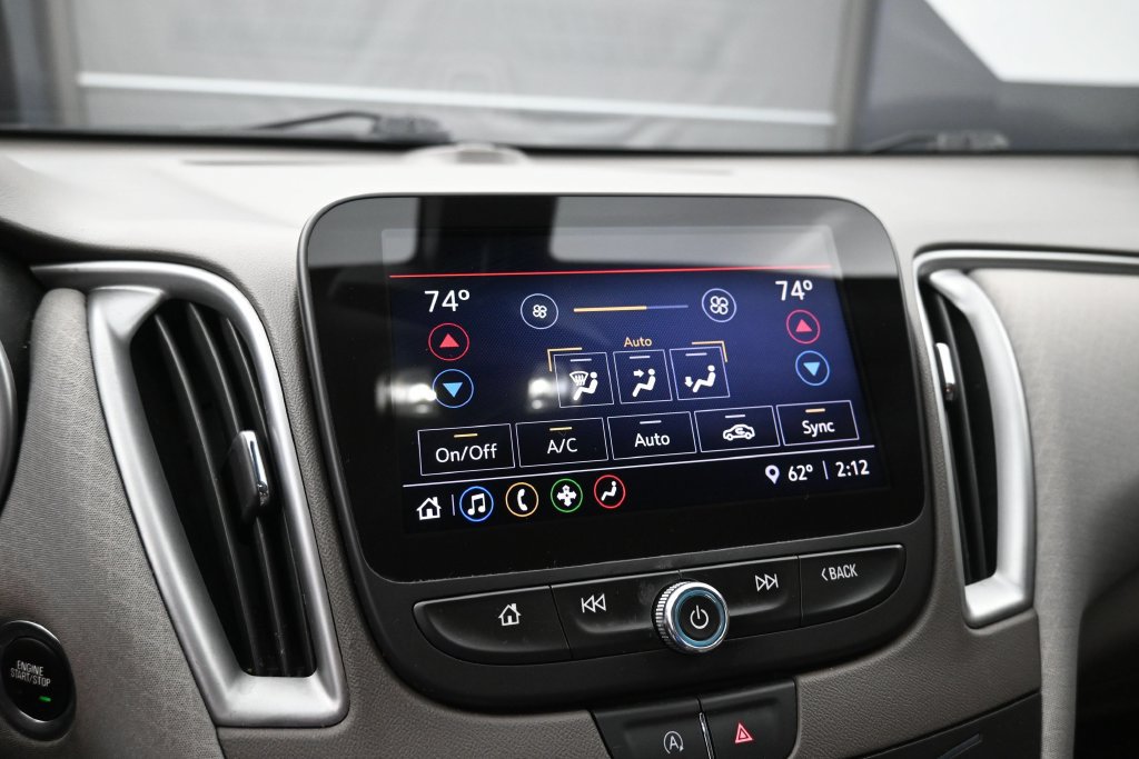 Used 2022 Chevrolet Malibu LT FWD image 44