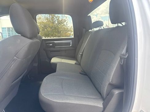 Used 2024 RAM 1500 Warlock RWD image 5