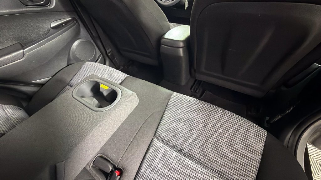 Used 2022 Hyundai Kona SE FWD image 30