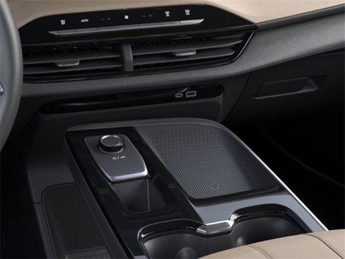 New 2025 Buick Enclave Preferred w/ Power Package image 23