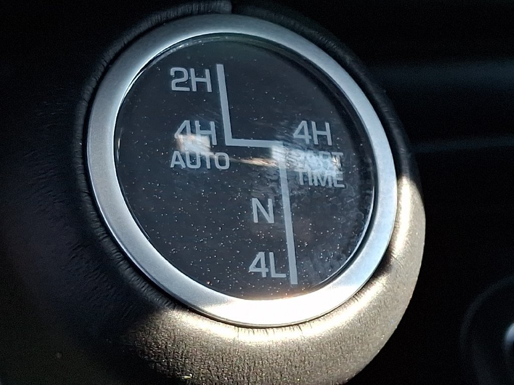 Used 2024 Jeep Wrangler High Altitude AWD/4WD image 23