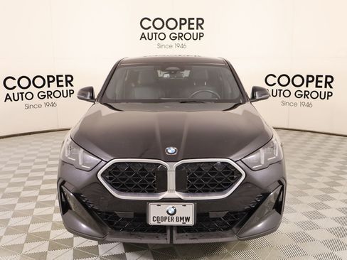 Used 2025 BMW X2 xDrive28i image 10