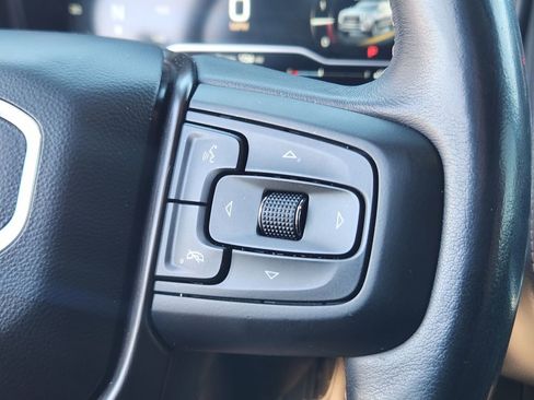 Used 2023 GMC Yukon AT4 w/ Technology Package image 31