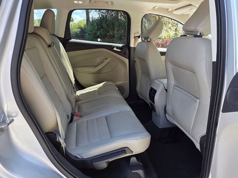 Used 2018 Ford Escape Titanium w/ Ford Safe & Smart Package image 16