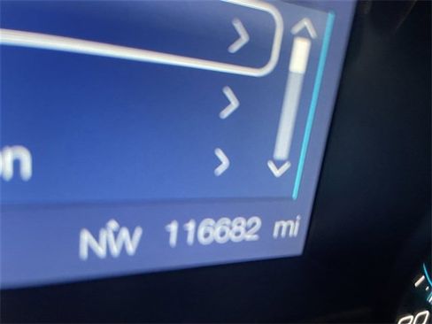 Used 2014 Ford Explorer XLT image 9