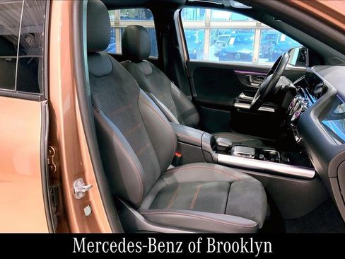 Used 2023 Mercedes-Benz GLA 250 4MATIC image 12