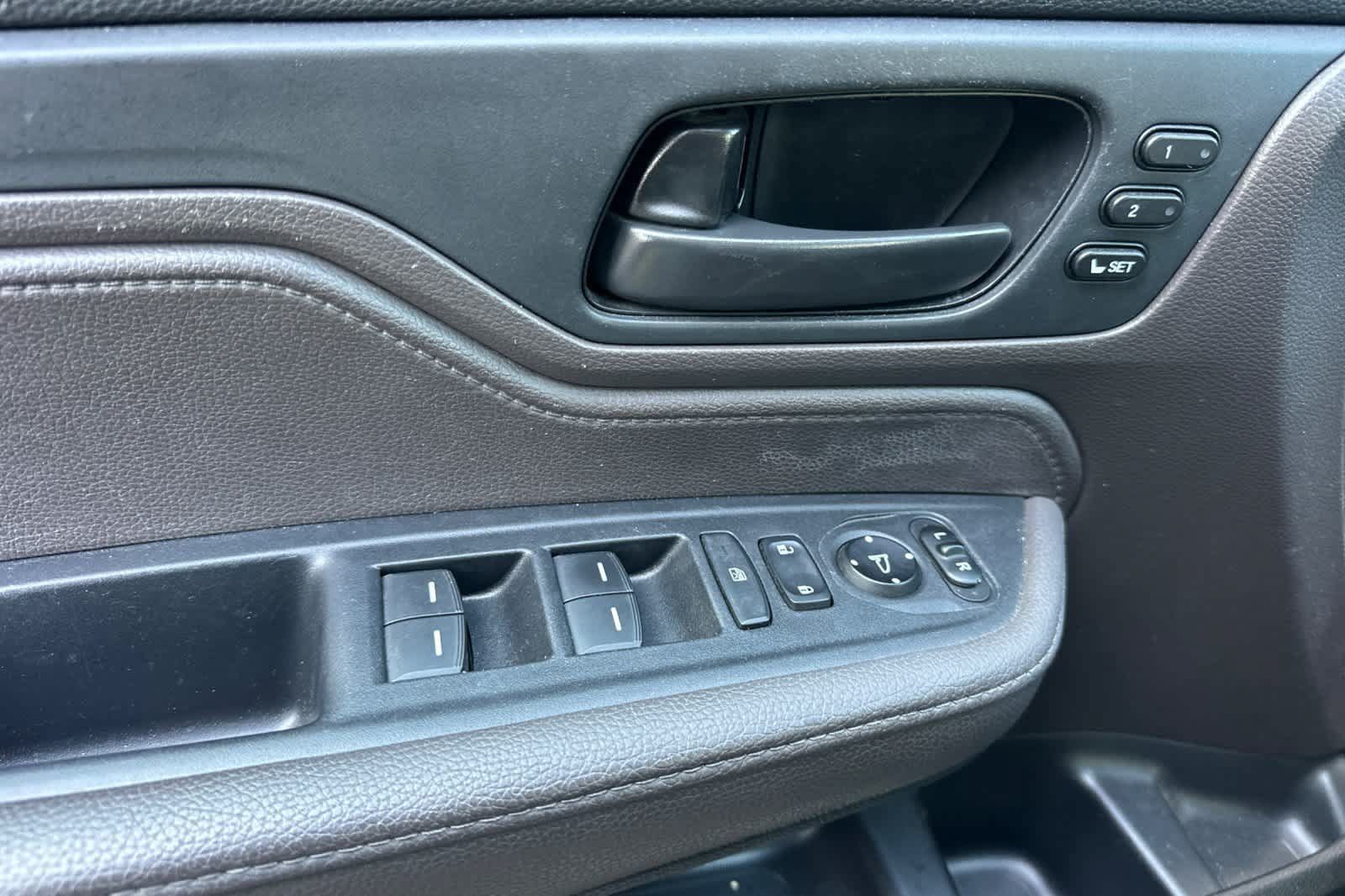 Used 2019 Honda Odyssey EX-L image 14