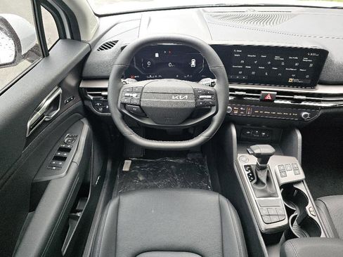 New 2026 Kia Sportage SX FWD image 6