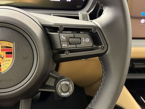 New 2026 Porsche Cayenne Coupe AWD/4WD image 28