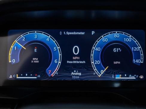 New 2025 Jeep Grand Cherokee Altitude image 38