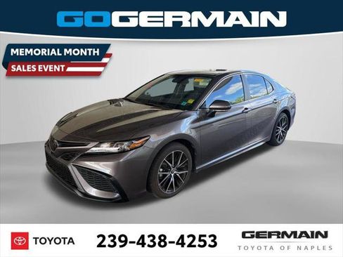 Certified 2024 Toyota Camry SE FWD image 1