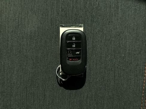 Used 2023 Honda Pilot Sport image 24