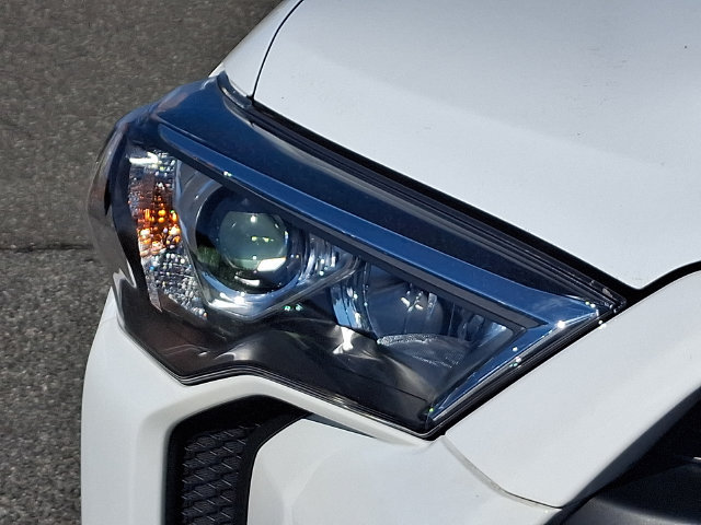 Used 2024 Toyota 4Runner TRD Off-Road Premium w/ Moonroof Package AWD/4WD image 30