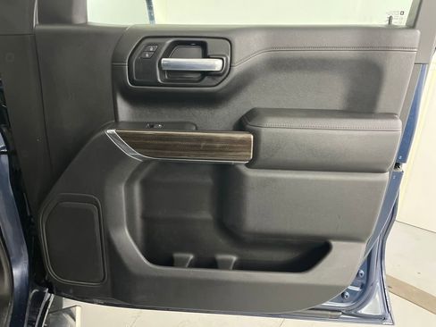 Used 2021 Chevrolet Silverado 1500 RST image 29