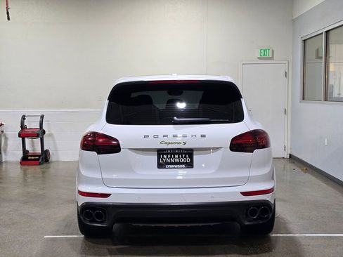 Used 2017 Porsche Cayenne S Platinum w/ Premium Package Plus (Pjy) image 5