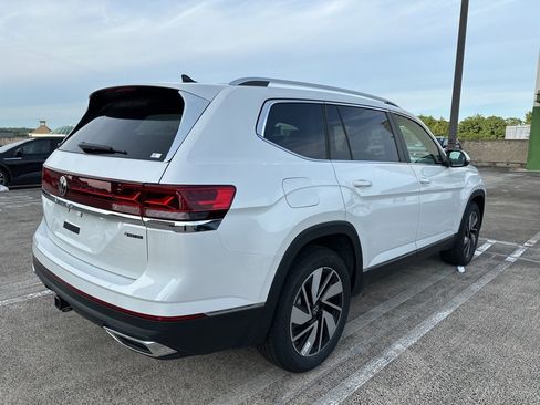New 2024 Volkswagen Atlas SEL image 11