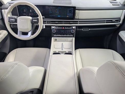 Used 2024 Hyundai Santa Fe SEL image 15