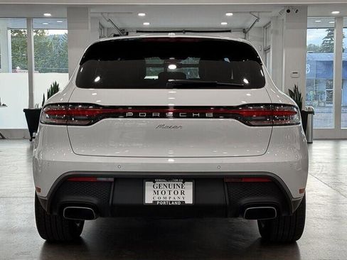 Used 2024 Porsche Macan image 5