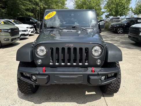 Used 2017 Jeep Wrangler Unlimited Rubicon AWD/4WD image 2