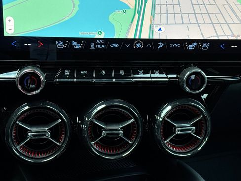 New 2025 Chevrolet Blazer EV RS image 21