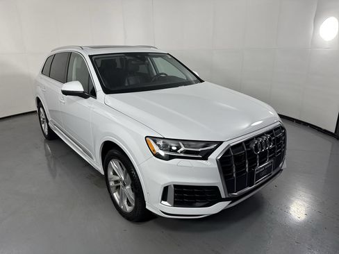 Used 2023 Audi Q7 2.0T Premium w/ Convenience Package AWD/4WD image 28