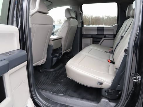 Used 2022 Ford F250 XL w/ STX Appearance Package image 18