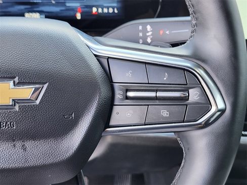 Used 2026 Chevrolet Equinox LT w/ Convenience Package II image 27