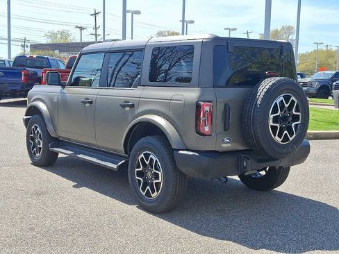 New 2026 Ford Bronco Outer Banks image 11
