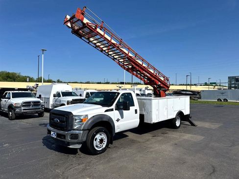 Used 2011 Ford F550 2WD Regular Cab Super Duty w/ Payload Upgrade Pkg image 5