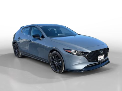 Certified 2024 MAZDA MAZDA3 Hatchback w/Premium Plus Pkg image 7