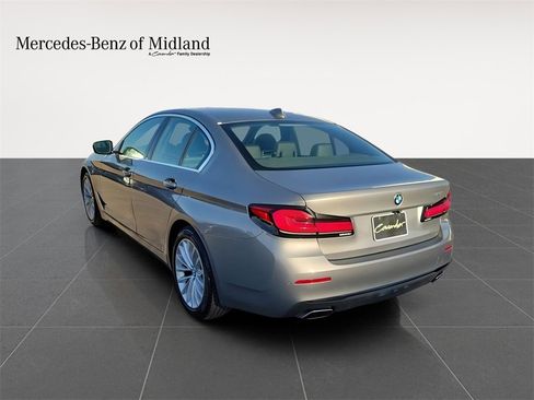 Used 2023 BMW 530i image 6