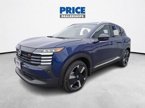 New 2026 Nissan Kicks SR image 7