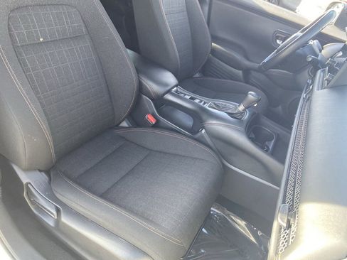 Certified 2023 Honda HR-V Sport image 8