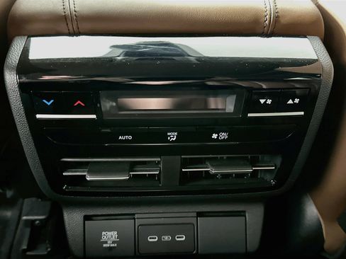 Used 2026 Acura MDX w/ Technology Package AWD/4WD image 28