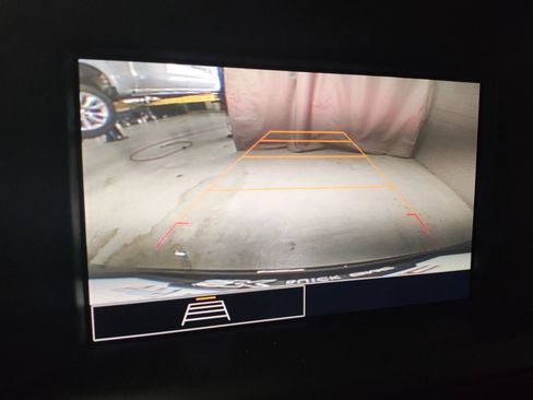 Used 2023 GMC Terrain SLE w/ Driver Convenience Package AWD/4WD image 30
