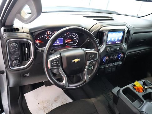Used 2021 Chevrolet Silverado 1500 LT AWD/4WD image 25