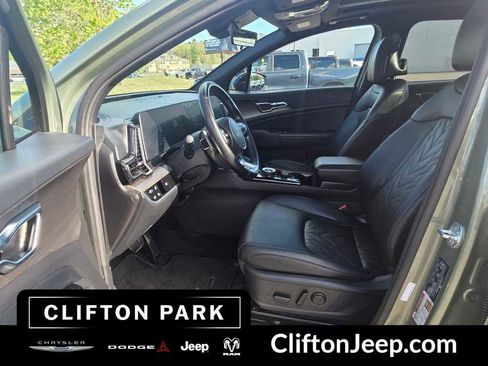 Used 2023 Kia Sportage X-Line AWD/4WD image 8