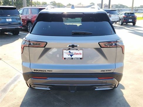 New 2026 Chevrolet Equinox ACTIV w/ Convenience Package III image 4