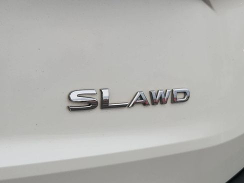 Used 2021 Nissan Rogue SL w/ Premium Package image 22