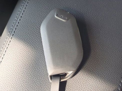 New 2026 Kia Sportage EX image 27