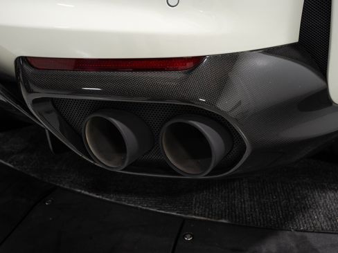 Used 2023 Ferrari 812 GTS RWD image 43