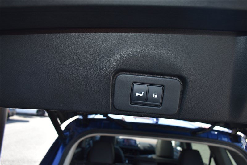 Used 2023 Nissan Rogue SV w/ SV Premium B Package AWD/4WD image 28