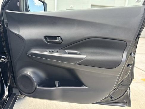 Used 2023 Nissan Kicks S FWD image 13