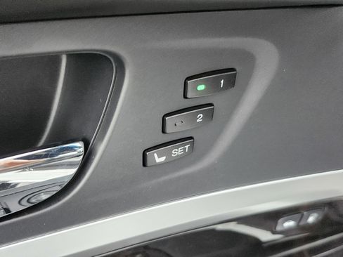 Used 2018 Acura RLX w/ Technology Package image 28