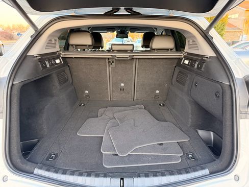 Used 2019 Alfa Romeo Stelvio AWD image 20