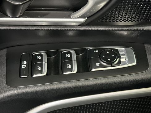 Used 2022 Kia Telluride S image 16