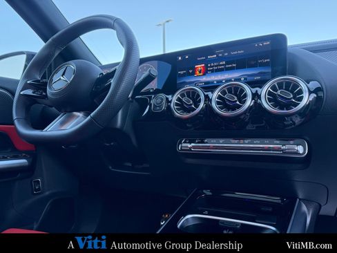 Certified 2025 Mercedes-Benz GLA 250 4MATIC image 32