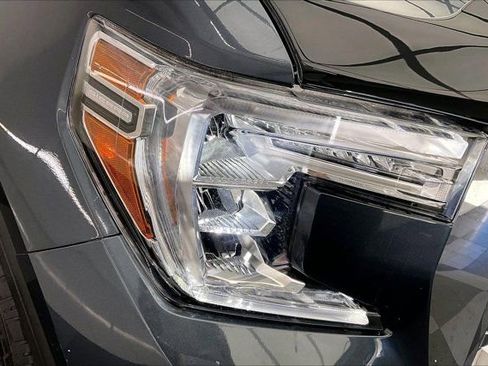 Used 2022 GMC Sierra 1500 SLT w/ SLT Premium Package image 28