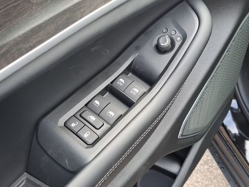 New 2026 Jeep Grand Cherokee L Limited image 21